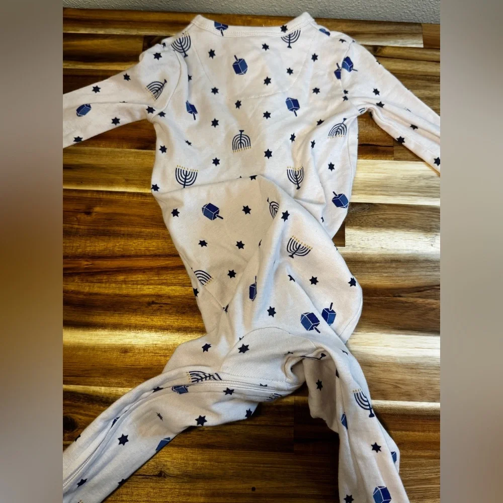 GAP Menorah Dreidel Footed Sleeper 18-24mo Organic Cotton Zipper‎ Hanukkah PJs